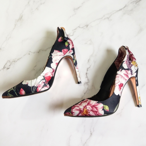 🍒NIB🍒 TED BAKER FLORAL IGUAZU PUMPS - Picture 11 of 16